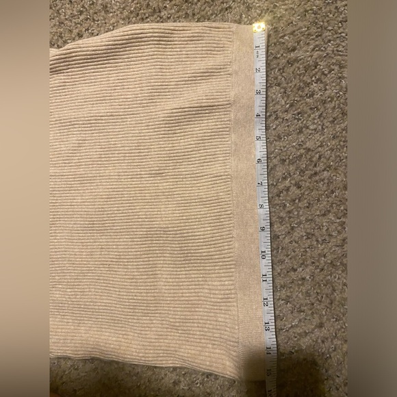 ❤️Old navy cozy crème high-waisted rib-knit mini skirt - Picture 4 of 6